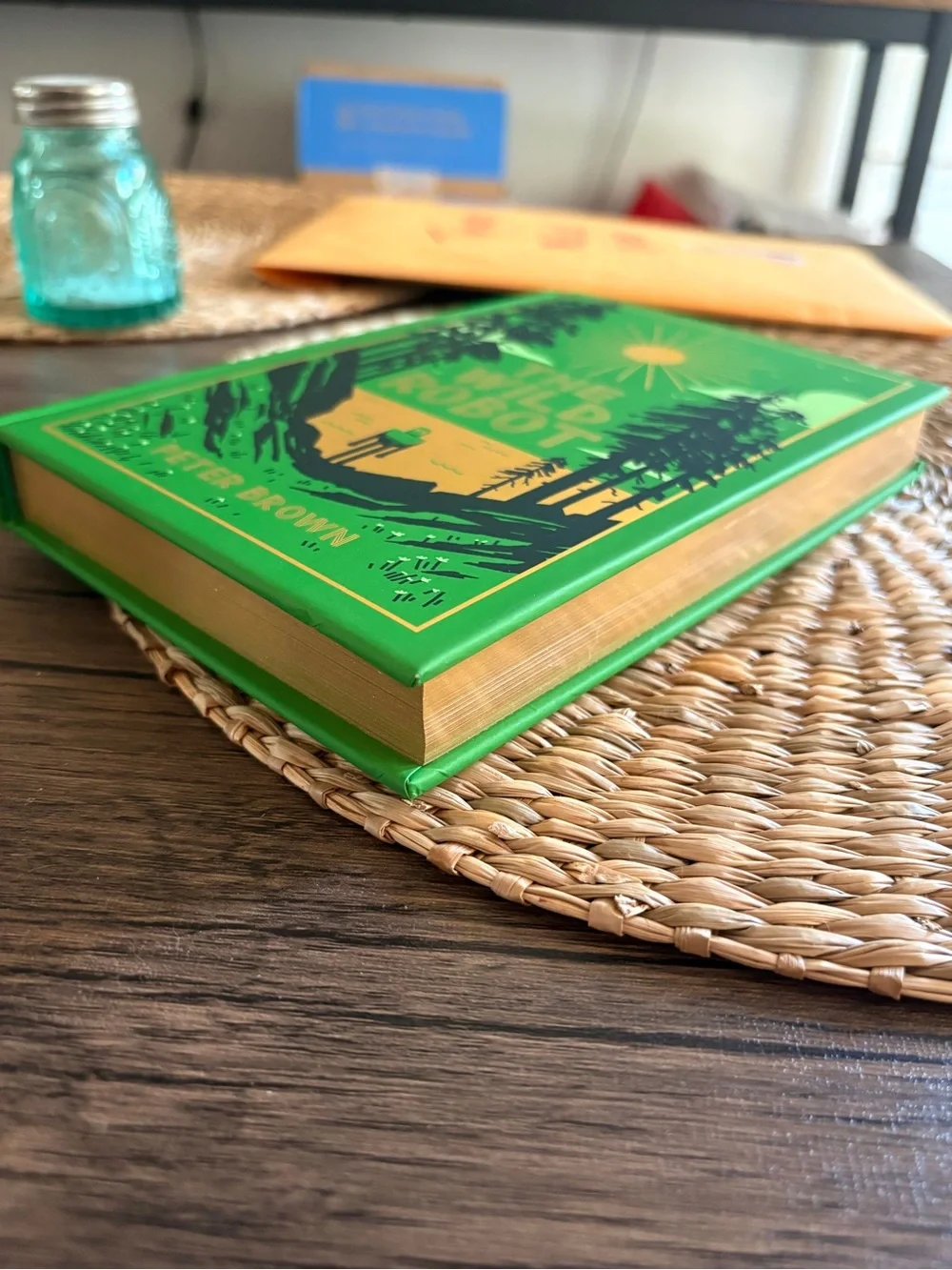 The Wild Robot collectors edition gold foil